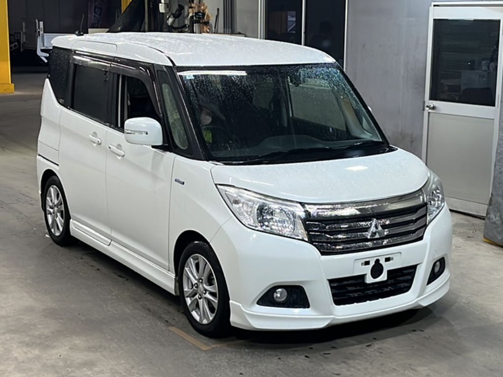 MITSUBISHI DELICA D:2
