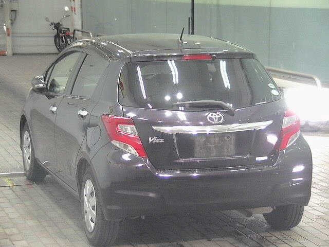 TOYOTA VITZ
