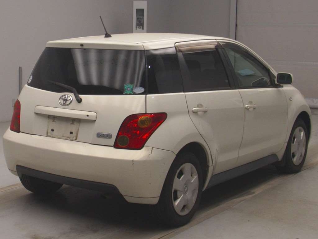 TOYOTA IST