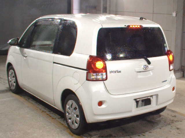 TOYOTA PORTE