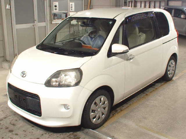 TOYOTA PORTE