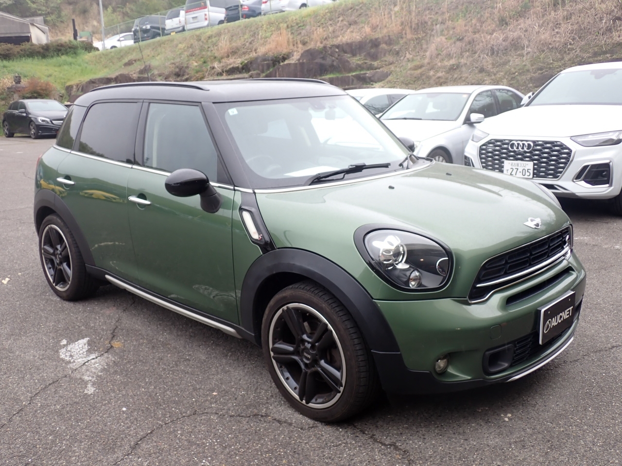 MINI CROSSOVER