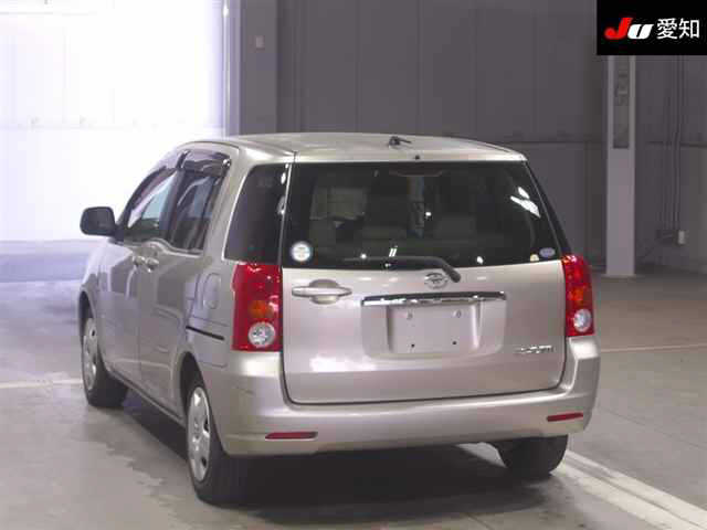 TOYOTA RAUM