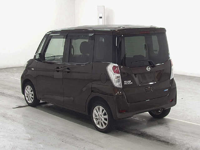 NISSAN DAYZ ROOX