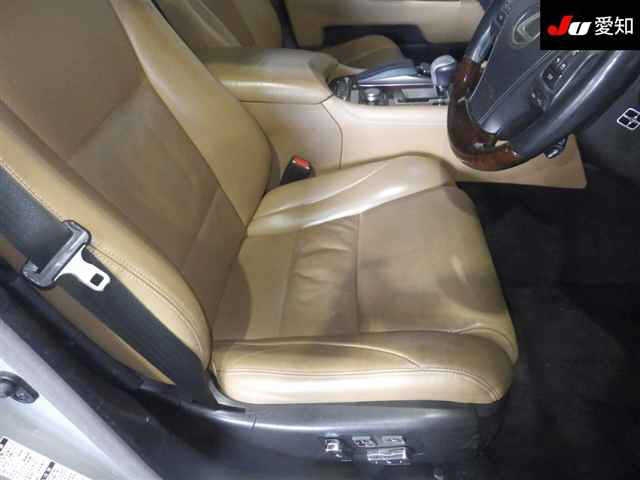 LEXUS LS600H