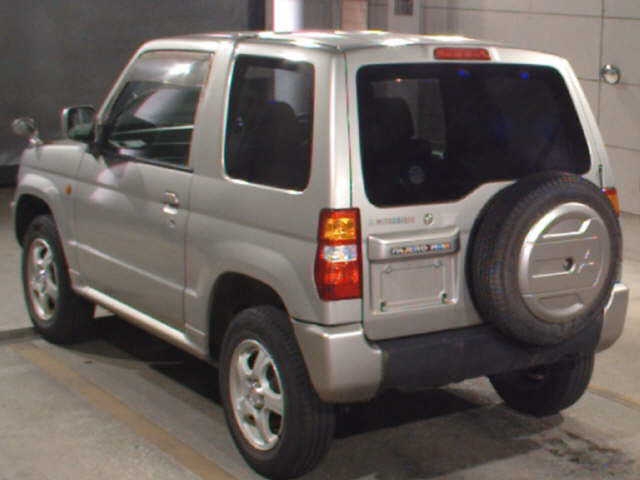 MITSUBISHI PAJERO MINI