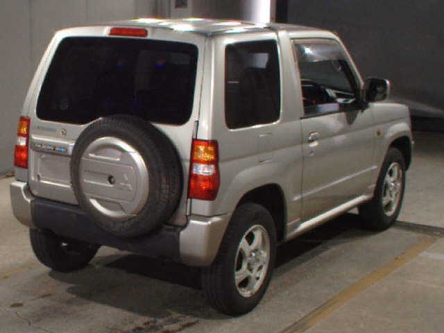 MITSUBISHI PAJERO MINI