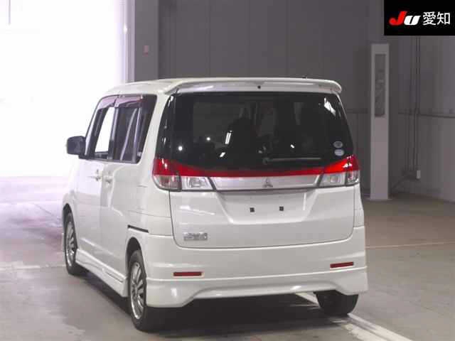MITSUBISHI DELICA D:2