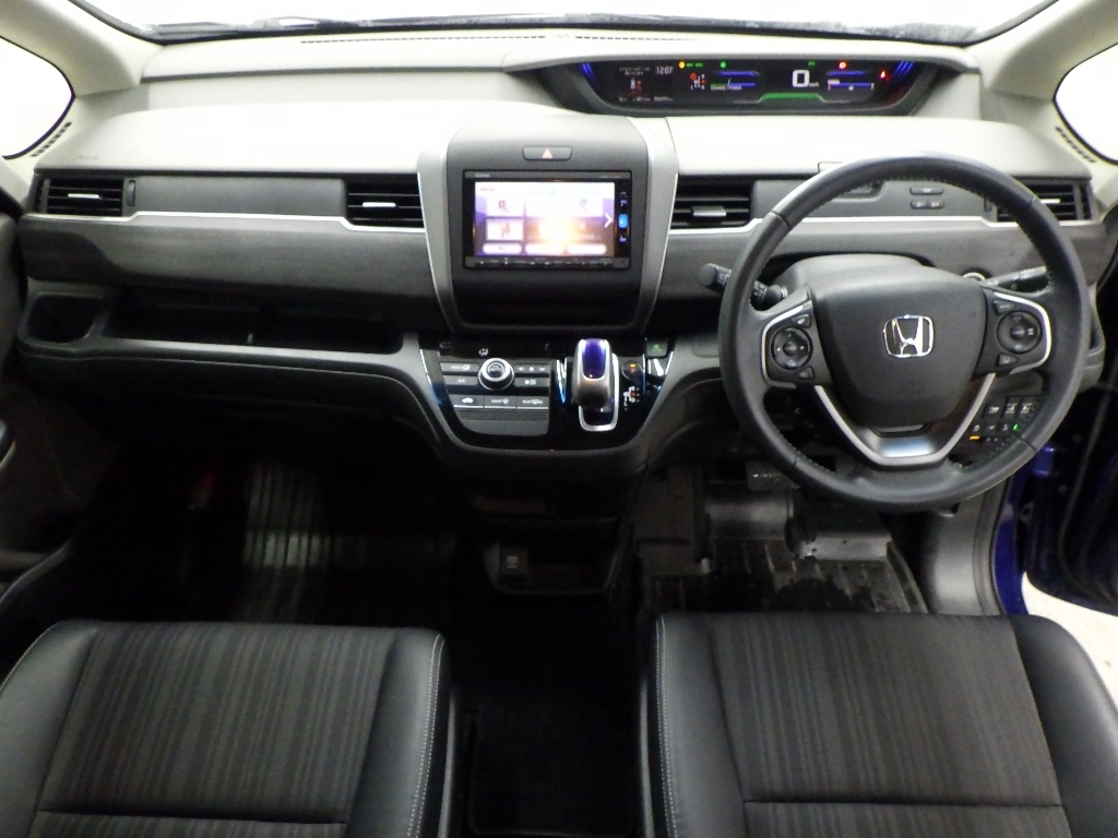 HONDA FREED+