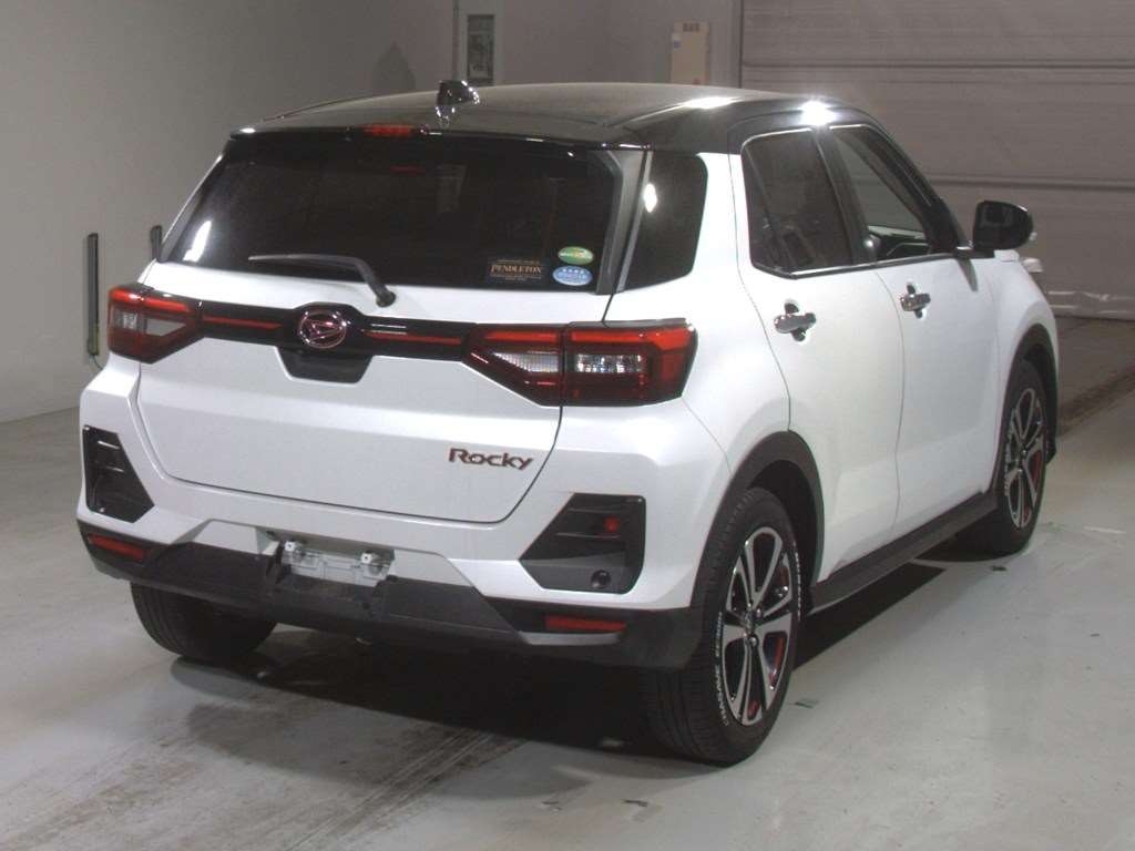 DAIHATSU ROCKY
