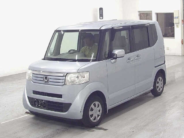 HONDA N-BOX