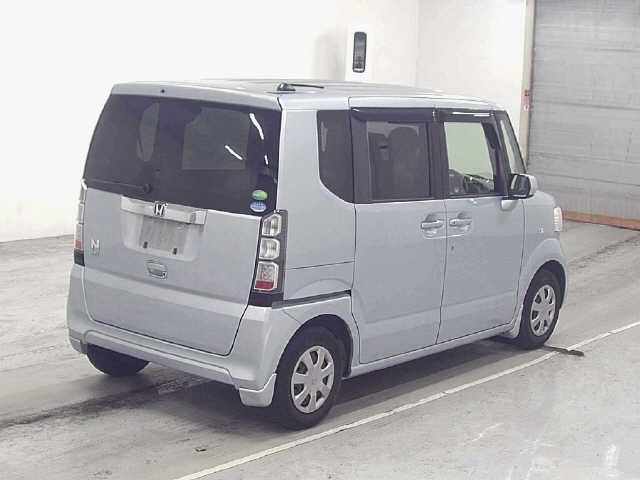 HONDA N-BOX