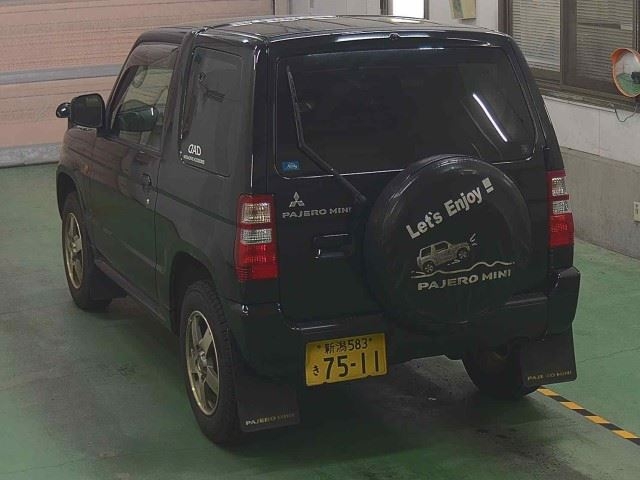 MITSUBISHI PAJERO MINI