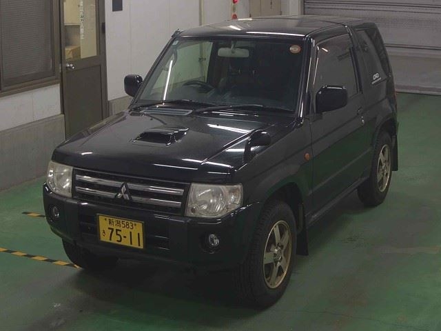 MITSUBISHI PAJERO MINI