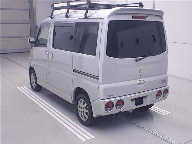 MITSUBISHI TOWN BOX