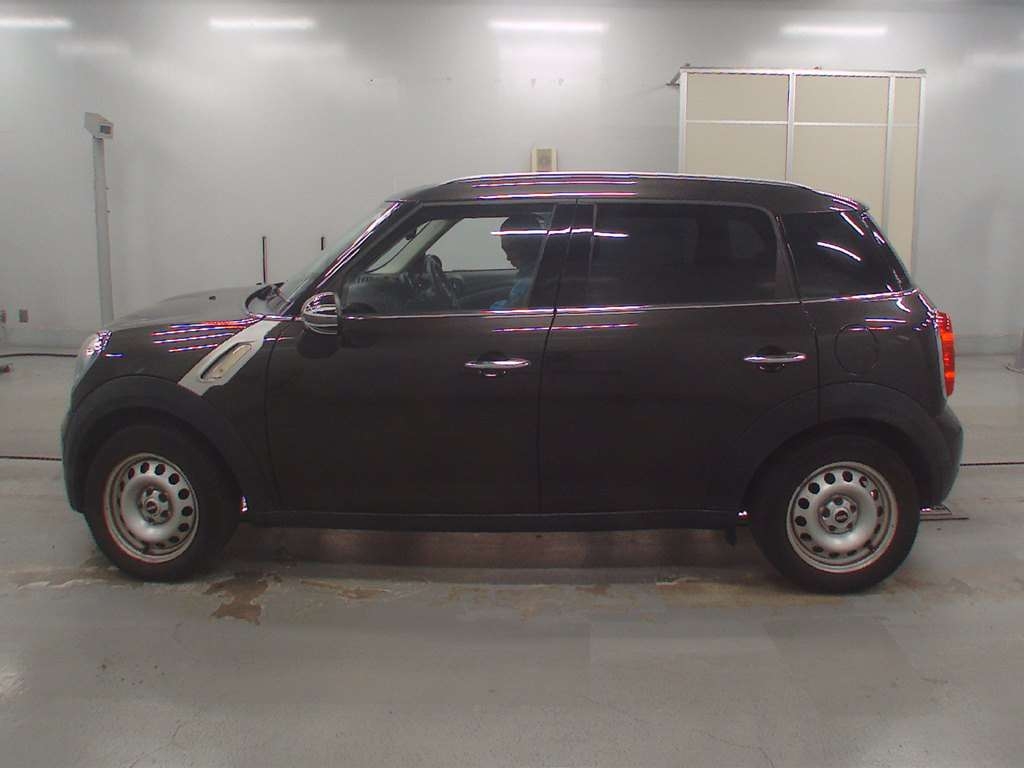MINI CROSSOVER