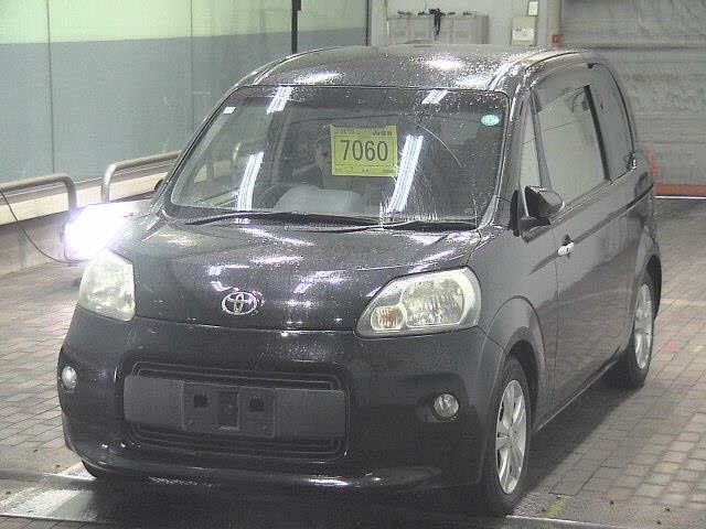 TOYOTA PORTE