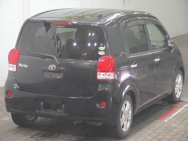 TOYOTA PORTE