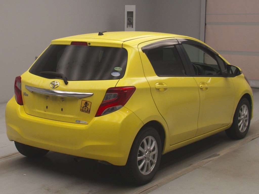 TOYOTA VITZ