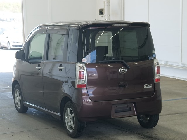 DAIHATSU TANTO EXE
