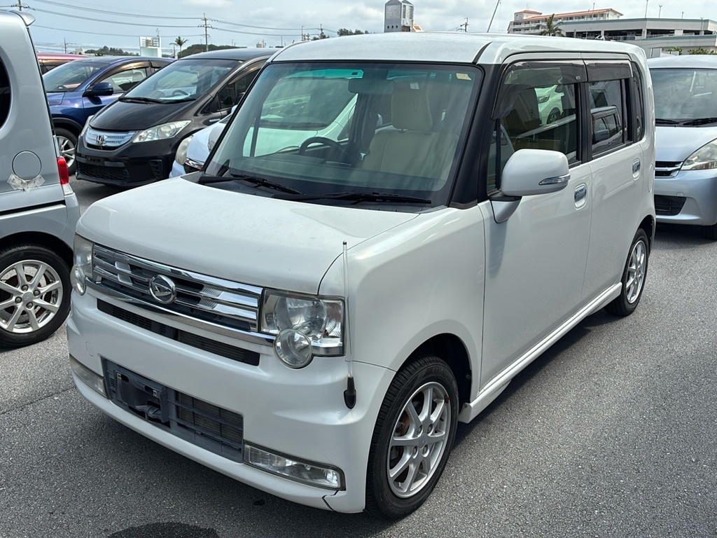 DAIHATSU MOVE CONTE