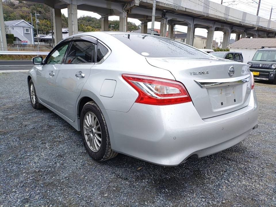 NISSAN TEANA
