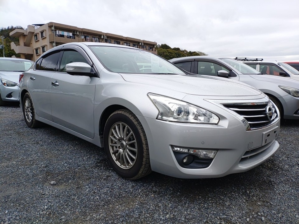 NISSAN TEANA