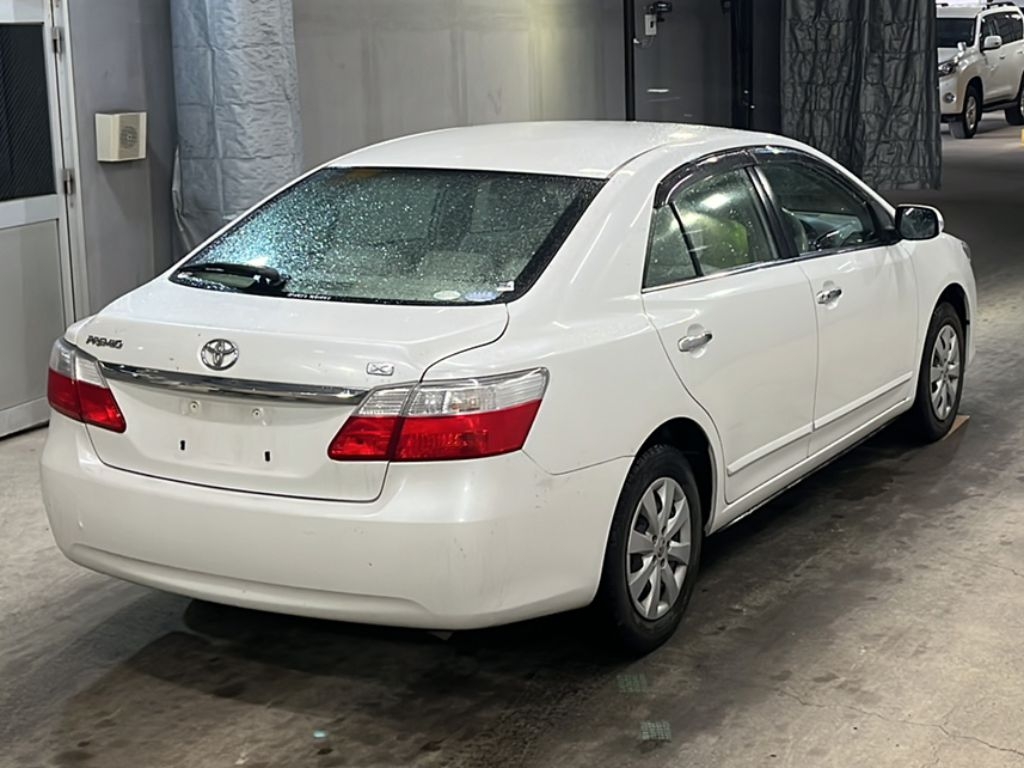 TOYOTA PREMIO