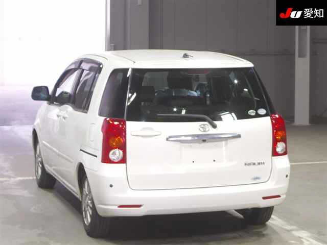 TOYOTA RAUM