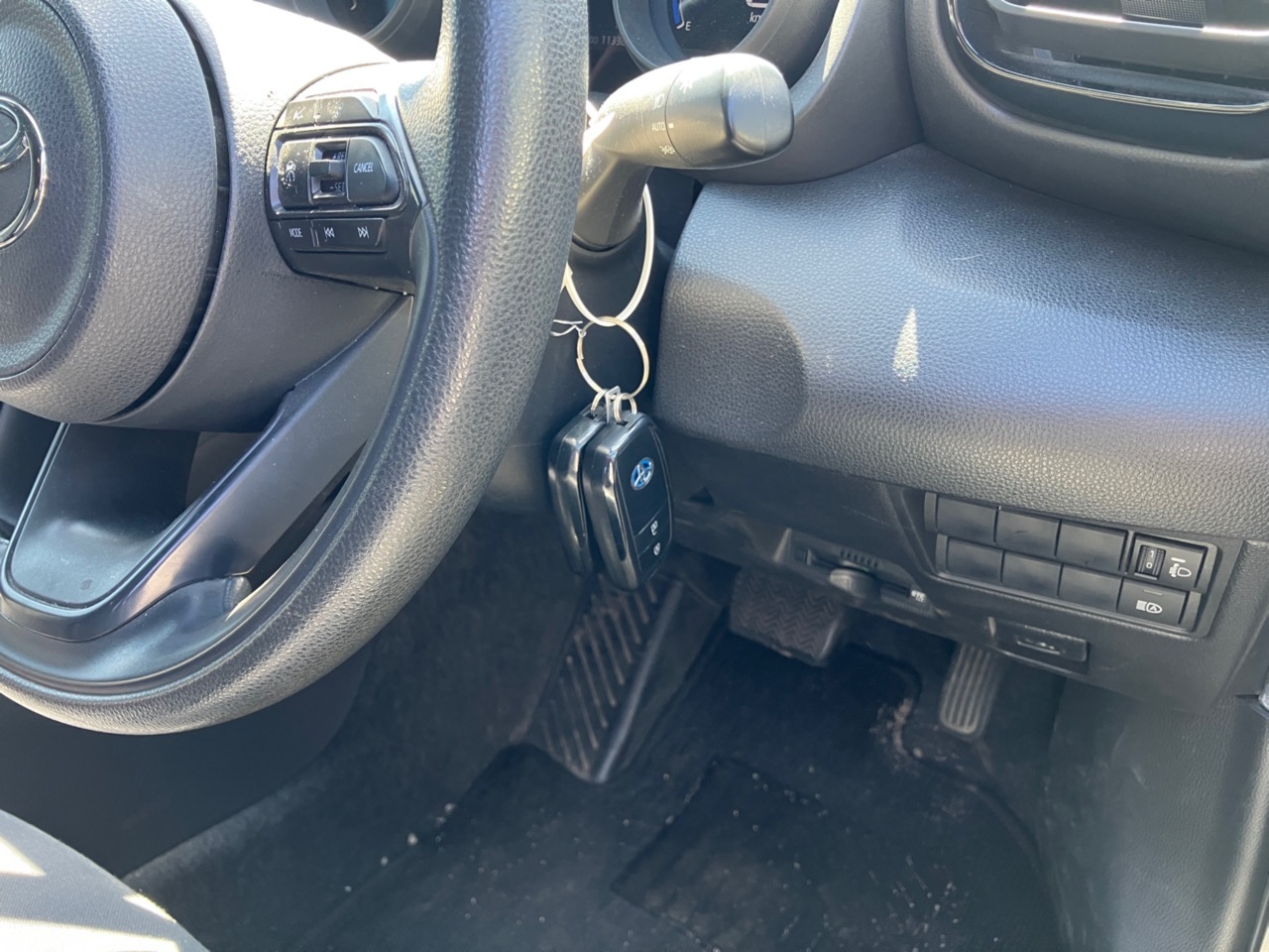TOYOTA YARIS