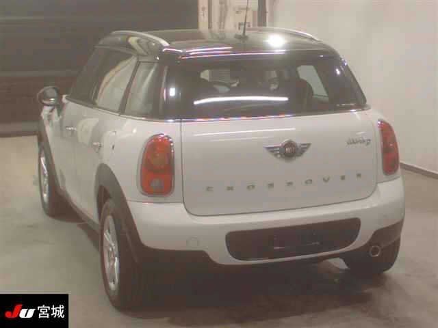 MINI CROSSOVER