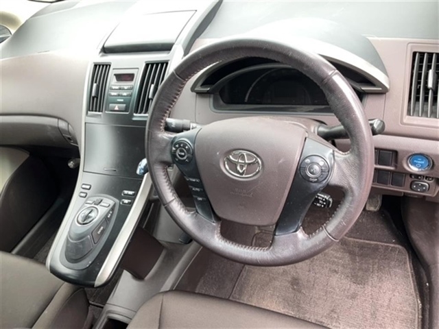 TOYOTA SAI