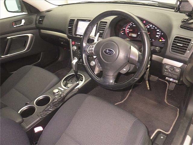 SUBARU LEGACY