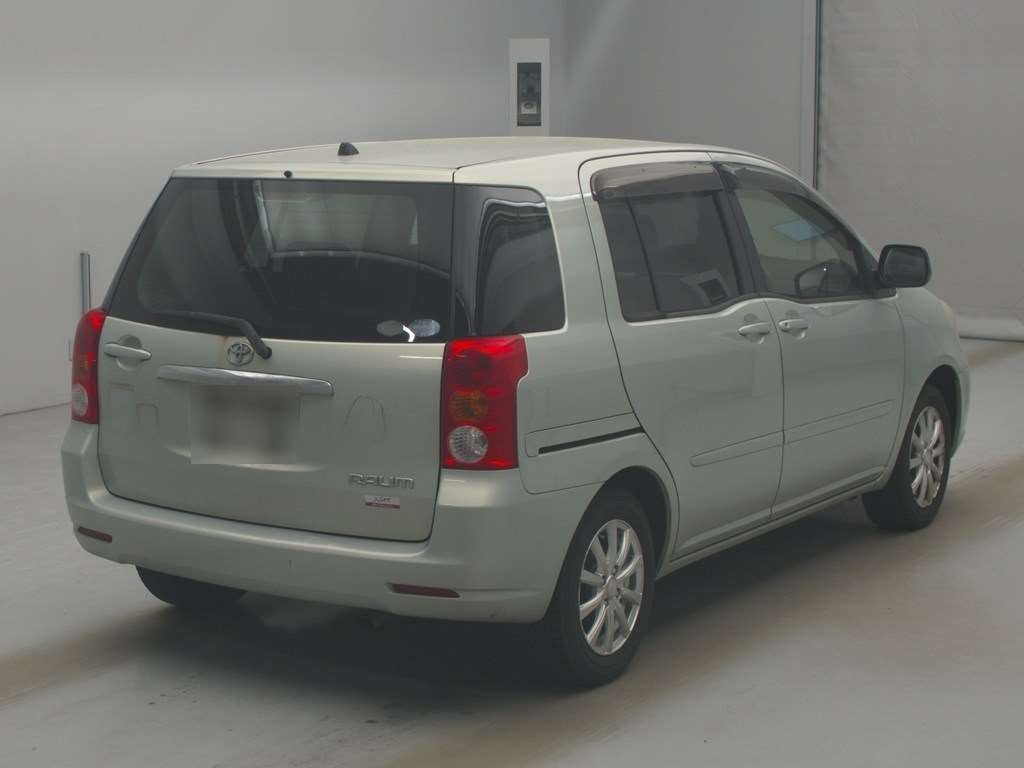 TOYOTA RAUM
