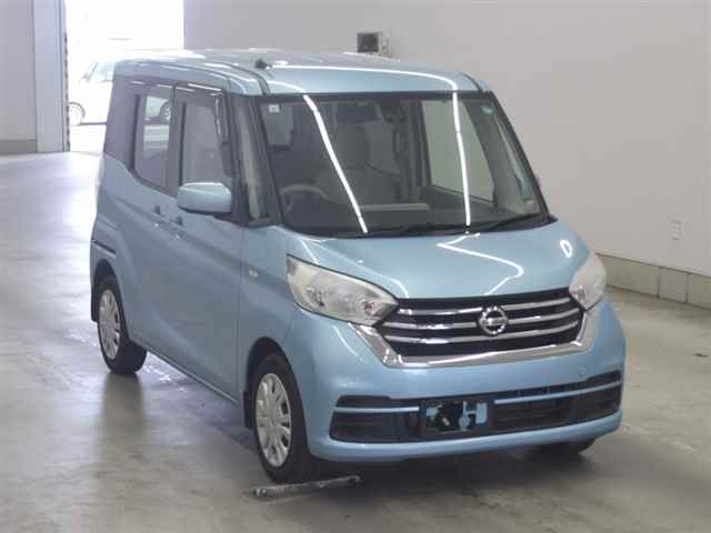 NISSAN DAYZ ROOX