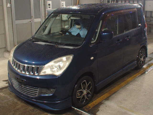 MITSUBISHI DELICA D:2