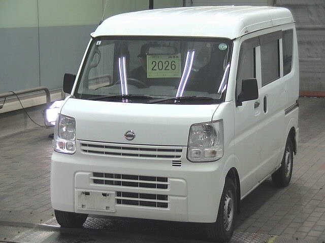 NISSAN NV100 CLIPPER