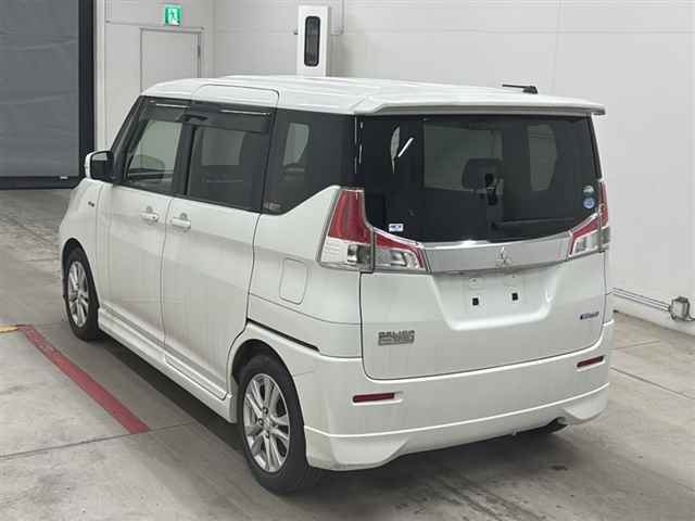 MITSUBISHI DELICA D:2