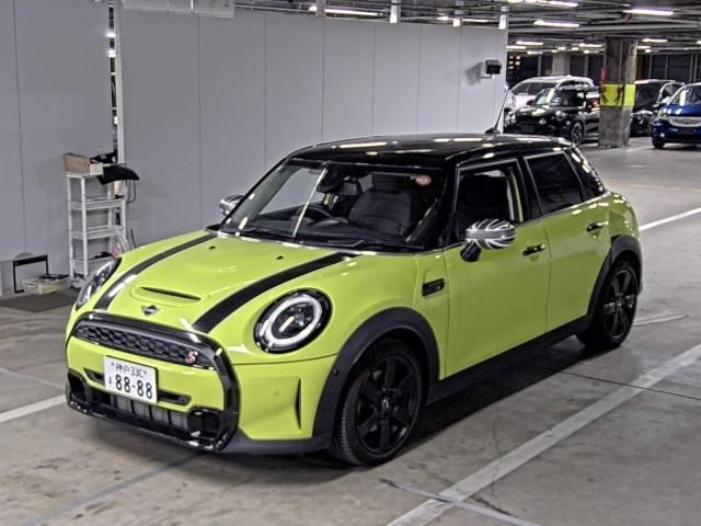 MINI HATCH