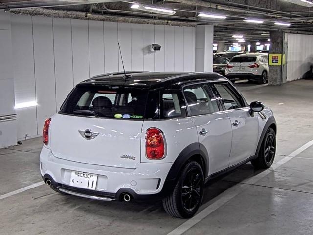 MINI CROSSOVER