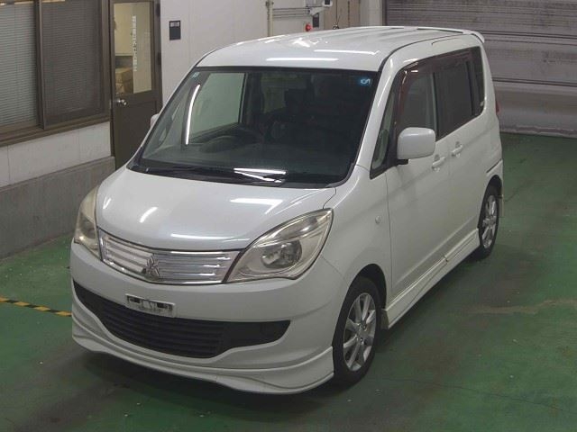 MITSUBISHI DELICA D:2