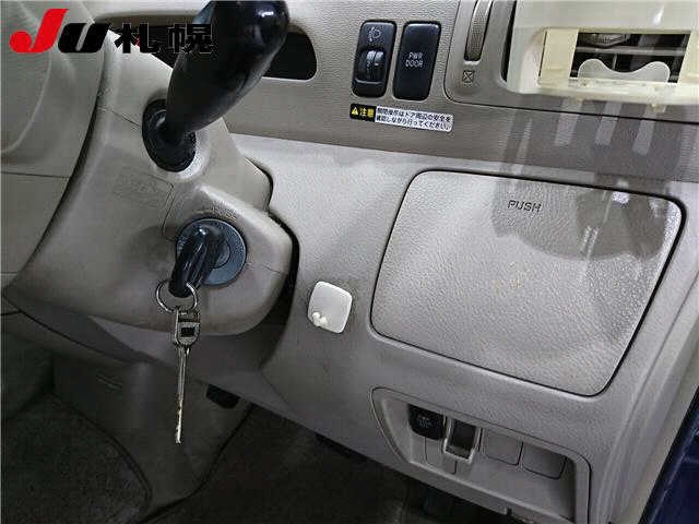 TOYOTA RAUM