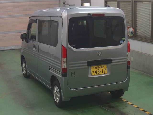 HONDA N-VAN