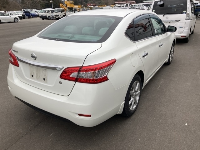NISSAN SYLPHY