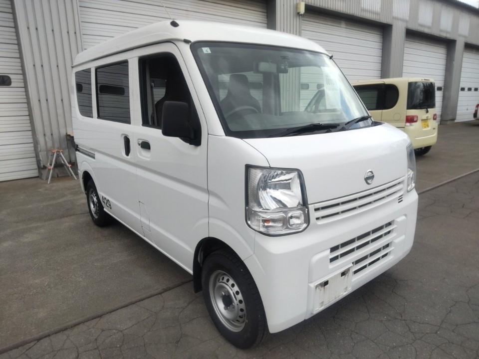NISSAN NV100 CLIPPER