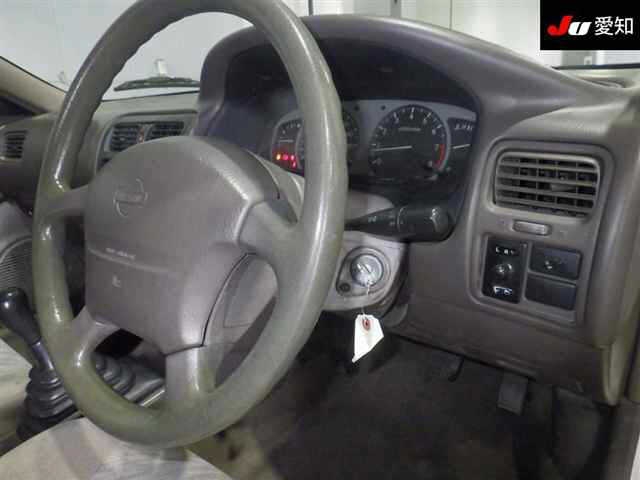 NISSAN PRESEA