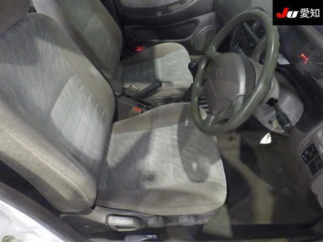 NISSAN PRESEA