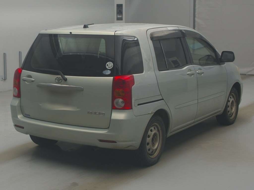 TOYOTA RAUM