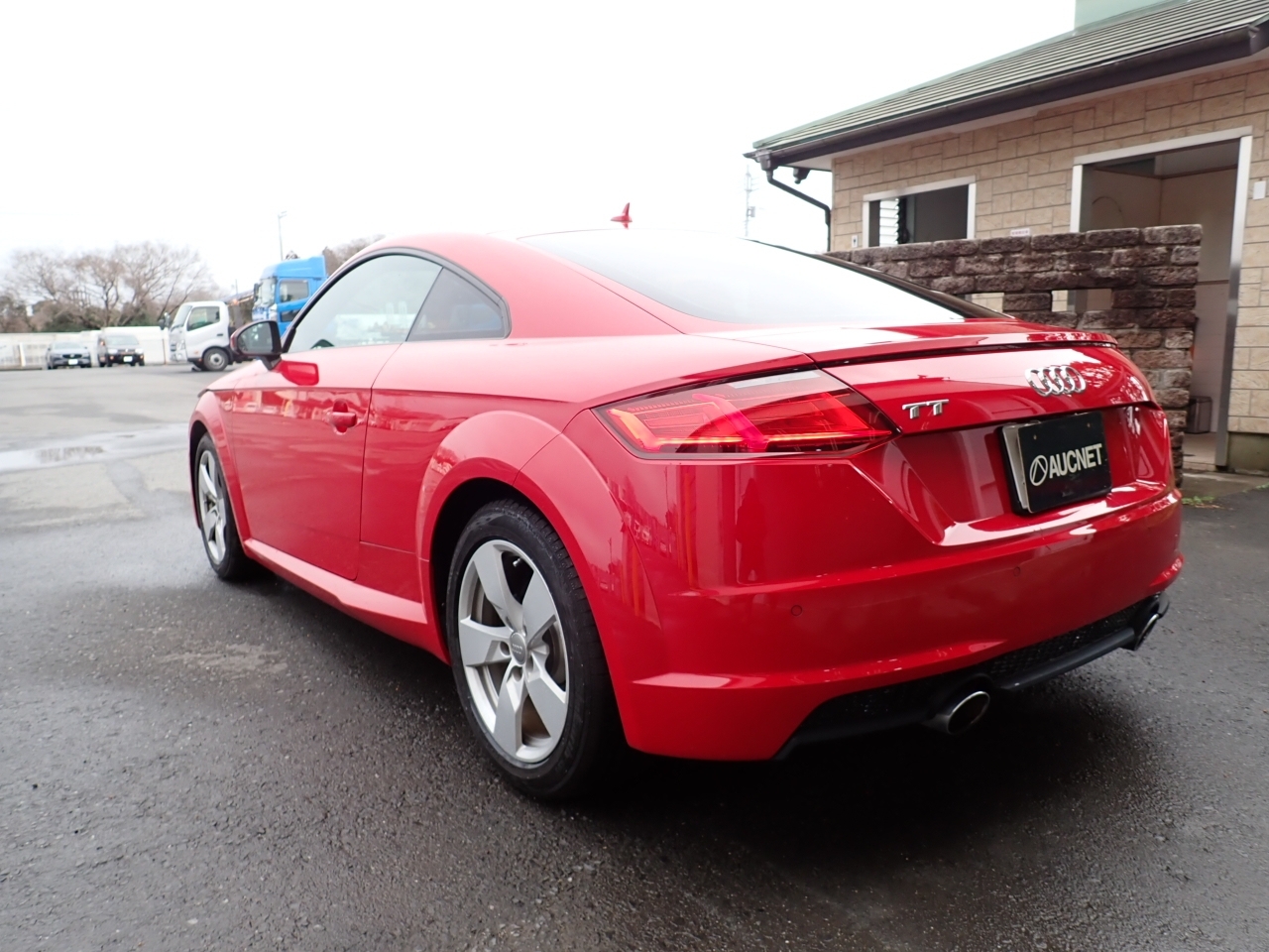 AUDI TT
