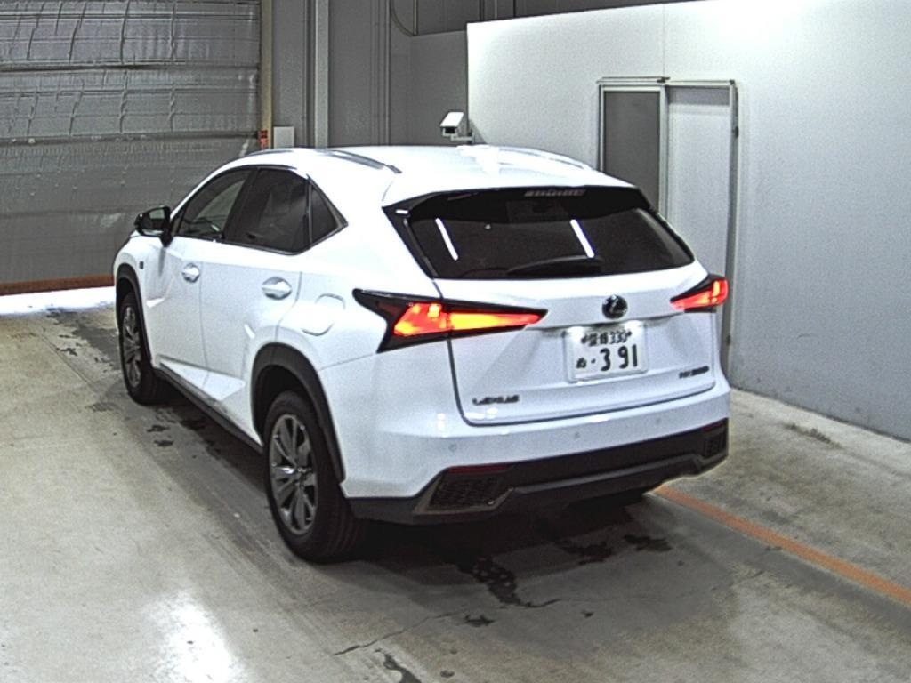 LEXUS NX300H